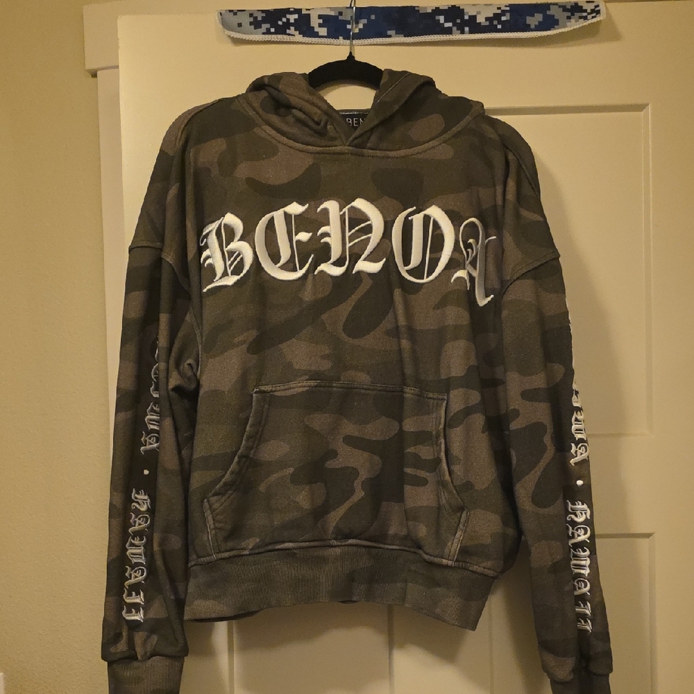Benoa Camo Hoodie